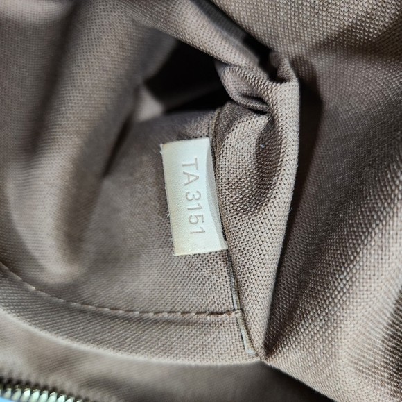 Louis Vuitton Palermo PM - Picture 7 of 14